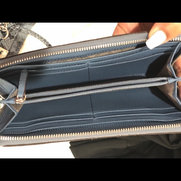 MK by Michael Kors satchel and matching wallet. - Picture 8 of 8